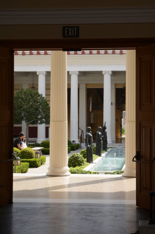 andinnerperistyle.jpg