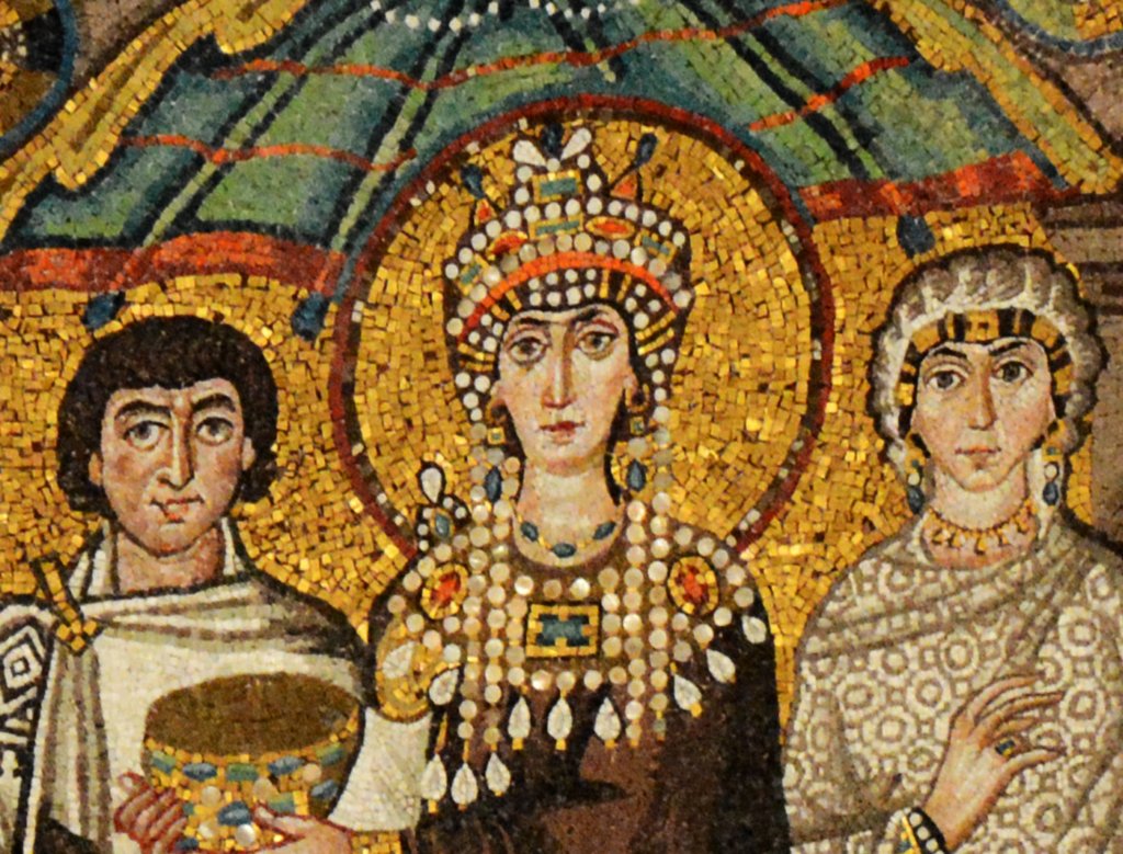 andacloserviewoftheodora.jpg