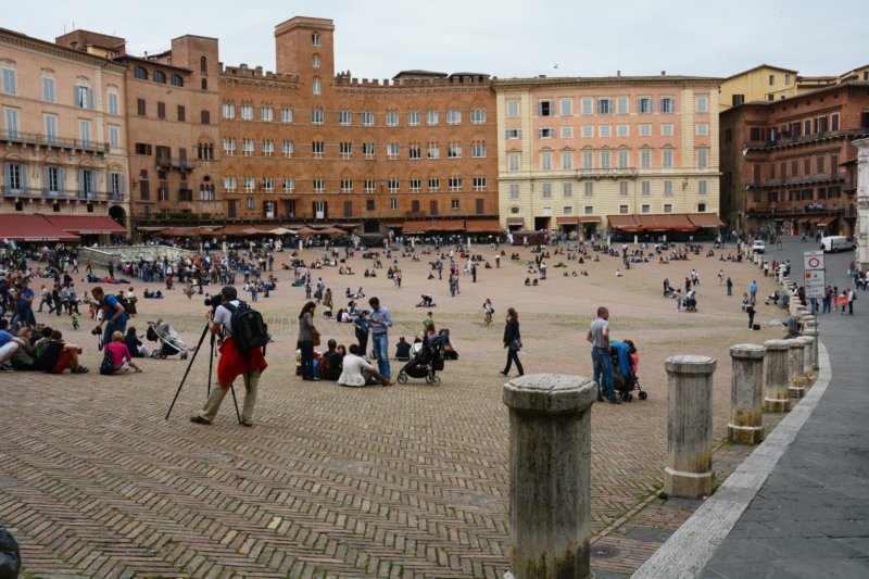 oneofthemostbeautifulpiazzasoftheworld.jpg